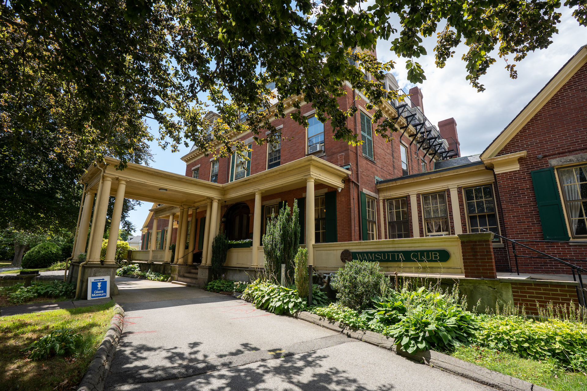 new bedford glass museum