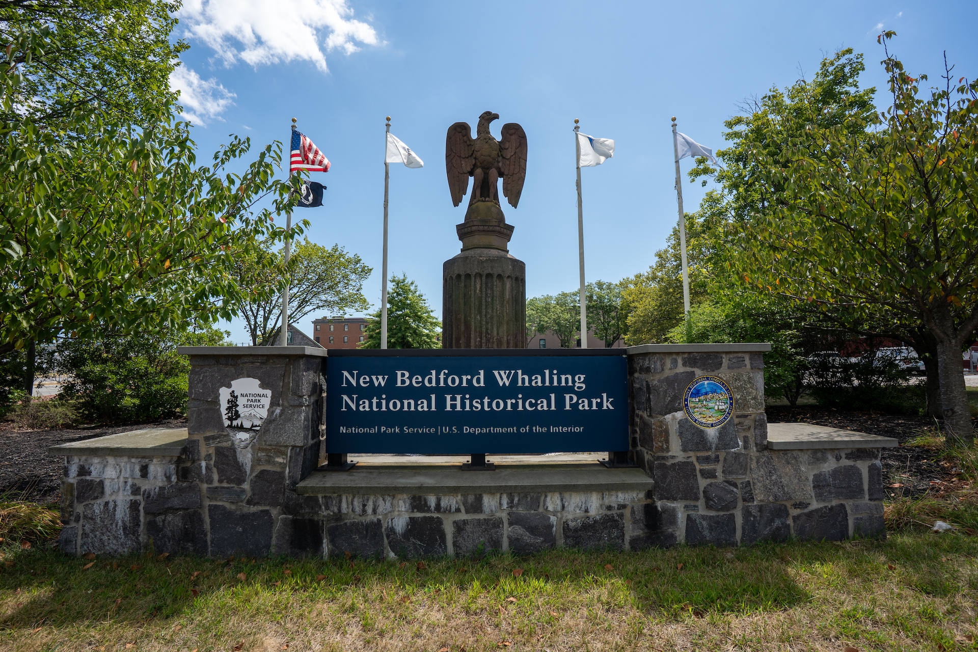 A preserved urban park encompassing multiple historic sites including the Seamen’s Bethel, Whaling Museum, and historic waterfront. Offers visitor information, walking tours, and interpretive programs.